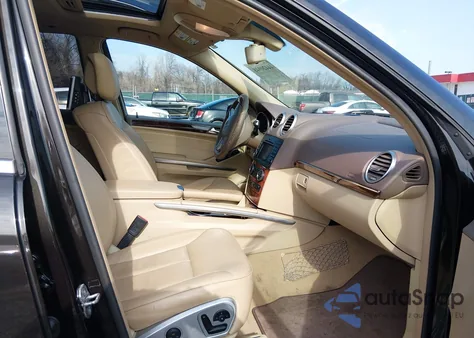 2011 Mercedes-Benz Gl 450 4Matic z USA, uszkodzony, nr VIN 4JGBF7BE8BA740901